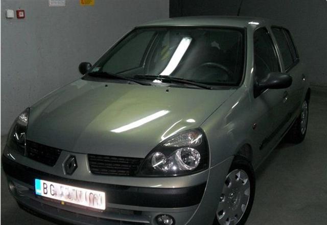 Renault Clio 16V -02