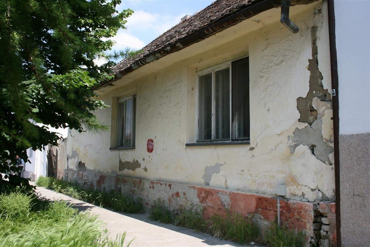 Kuća-Stara-U-STROGOM-CENTRU-BAČKE-PALANKE