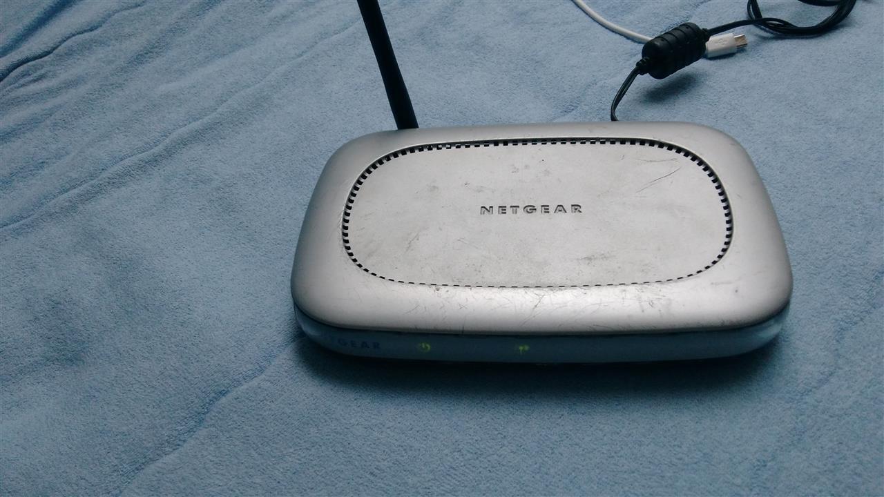 netgear-MR814