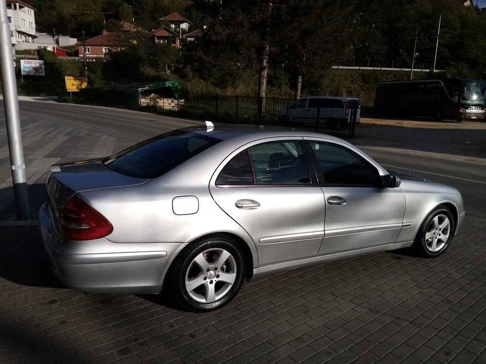 Auto