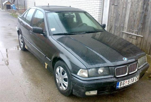 BMW-318--92