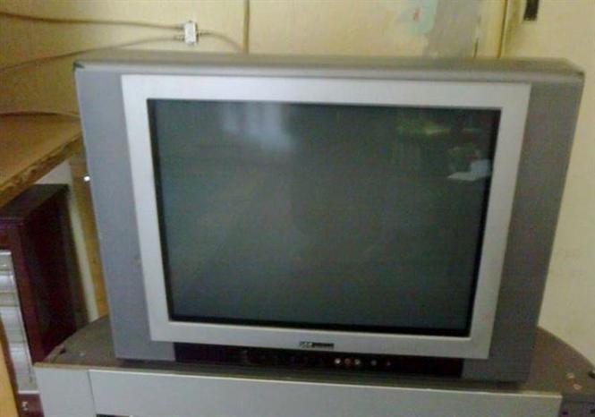 TV SEG E54 ravan ekran