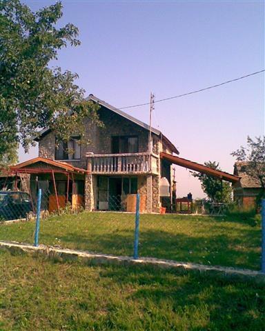 Ekstra-vikendice-150m2-u-Krivaja-