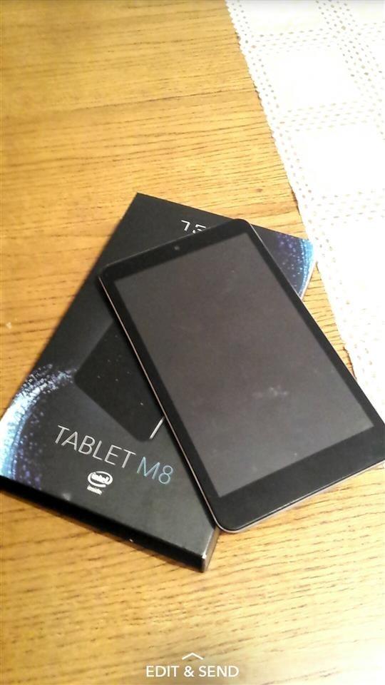 Tesla-tablet-M8