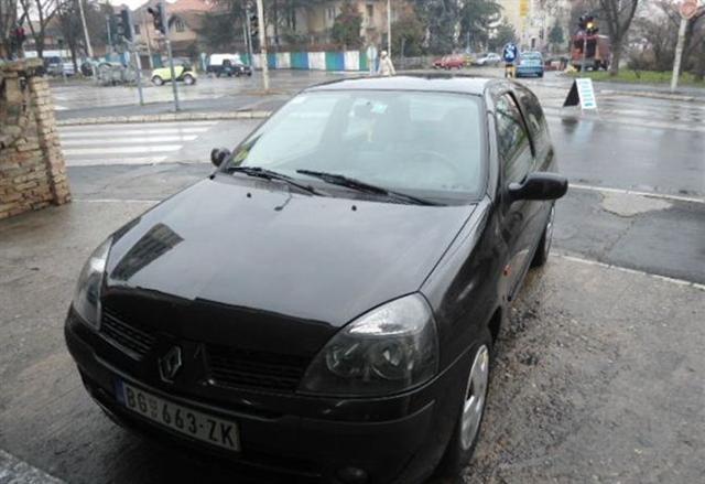 Renault-Clio-1-5DCi--02