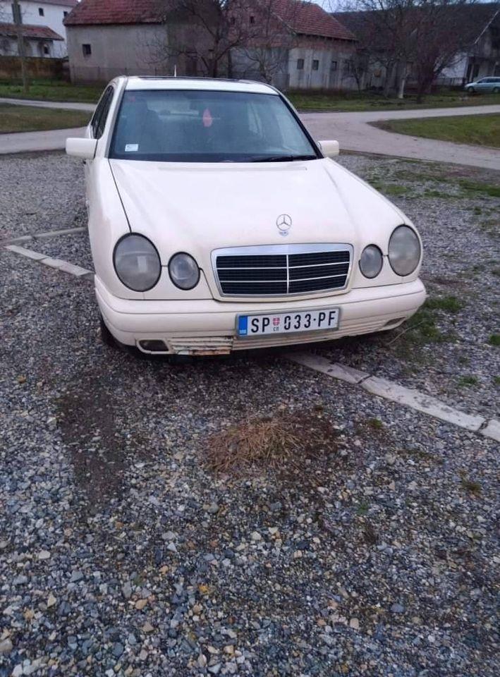 Mercedes