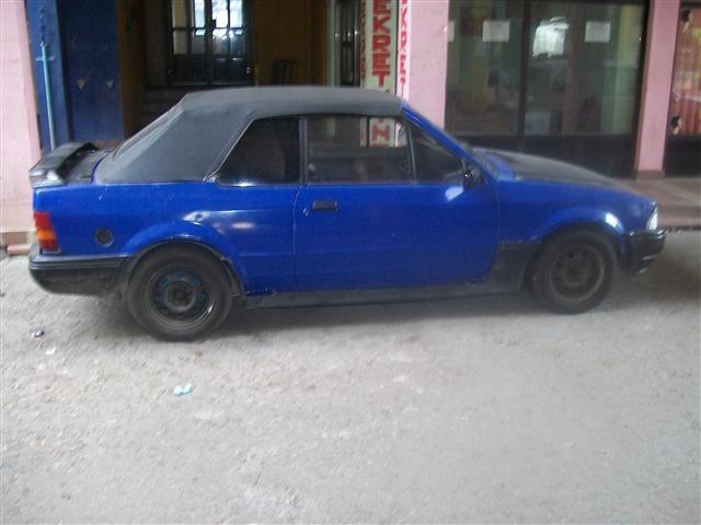 Ford-Escord-kabrio---92