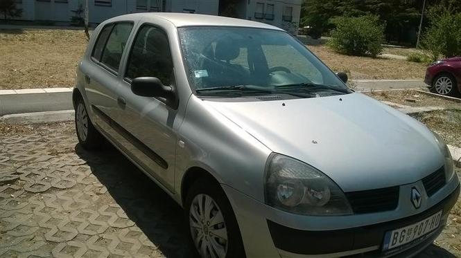Renault Clio 1.5 DCi -04