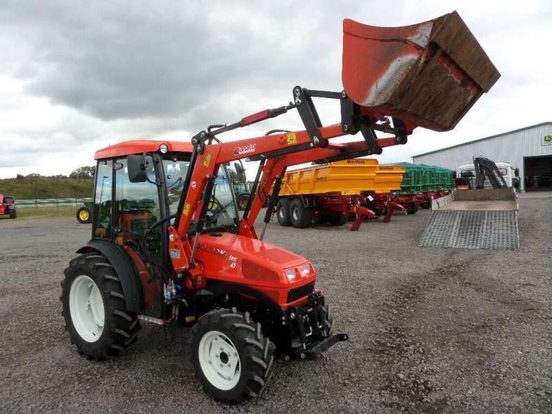 Goldoni-ASTER-45-traktor