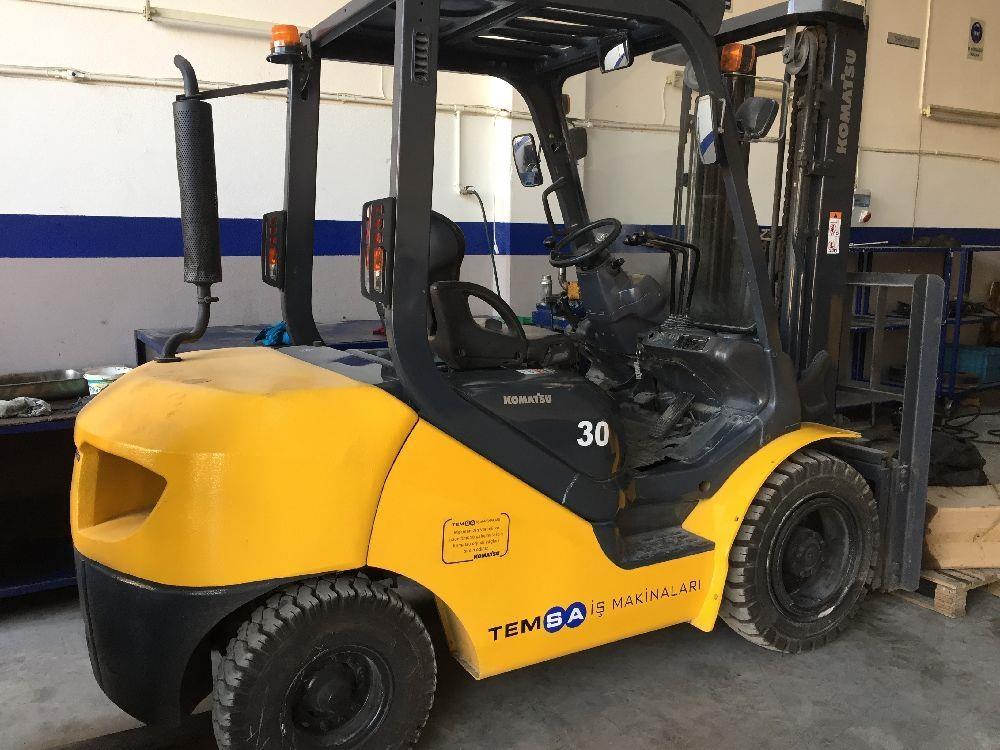 komatsu-fd30-16---2016