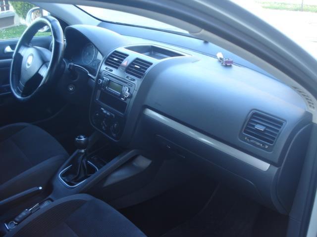 VW-Golf-5-karavan--09