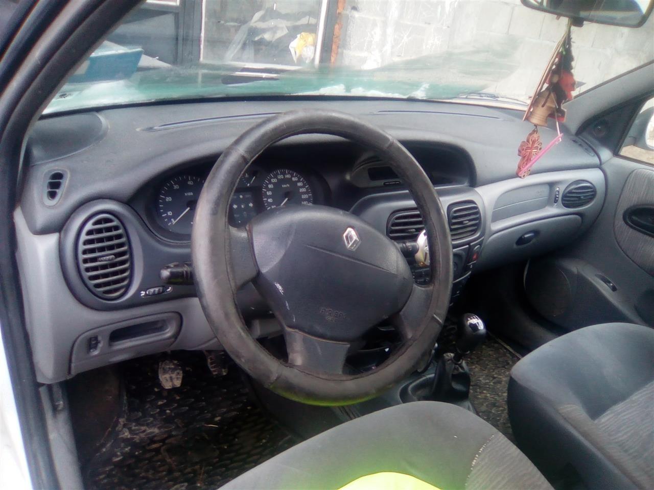 renault-megane-1-9-d