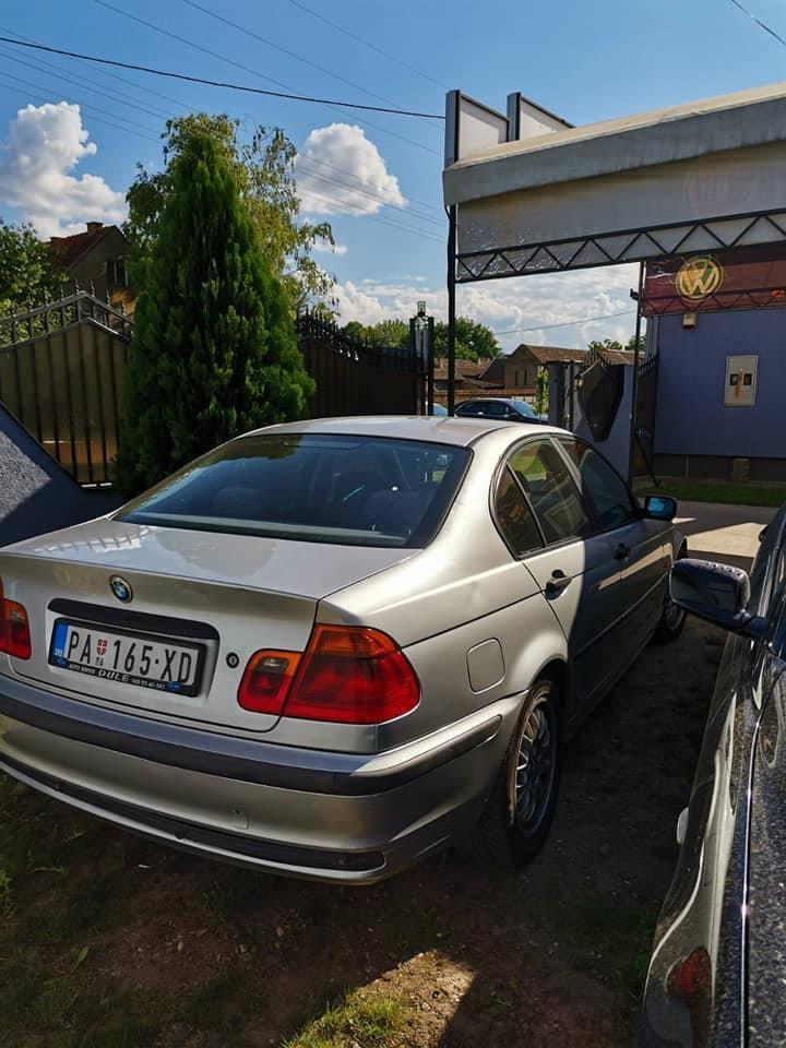 BMW320D-2000GOD
