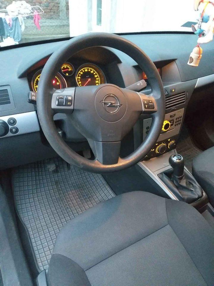 Opel-astra-h-karavan