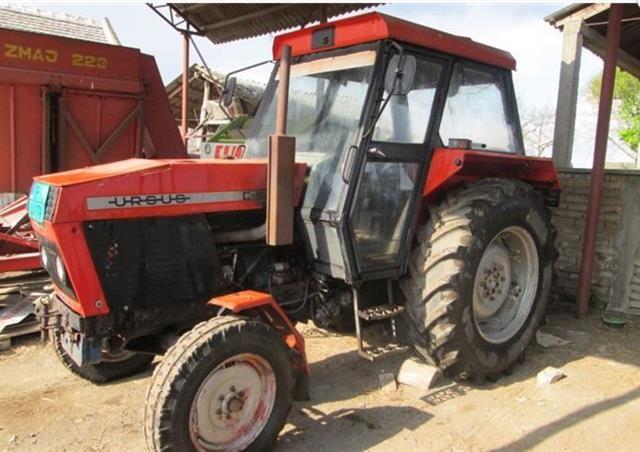 Traktor Ursus 902