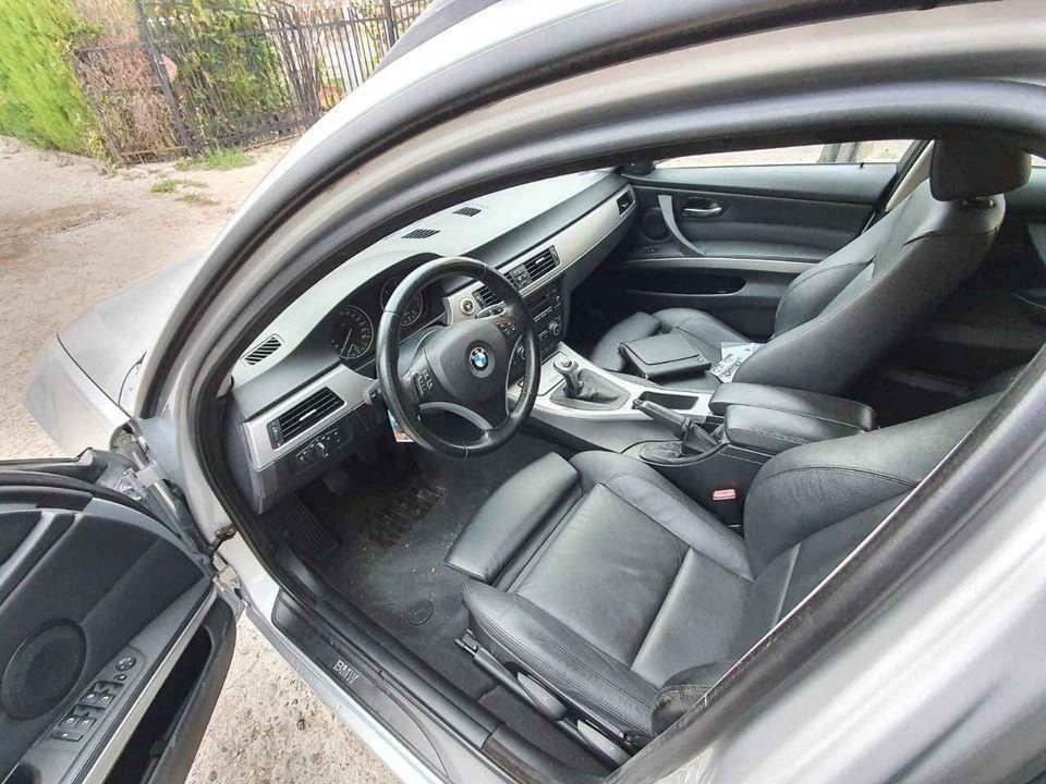 BMW-320
