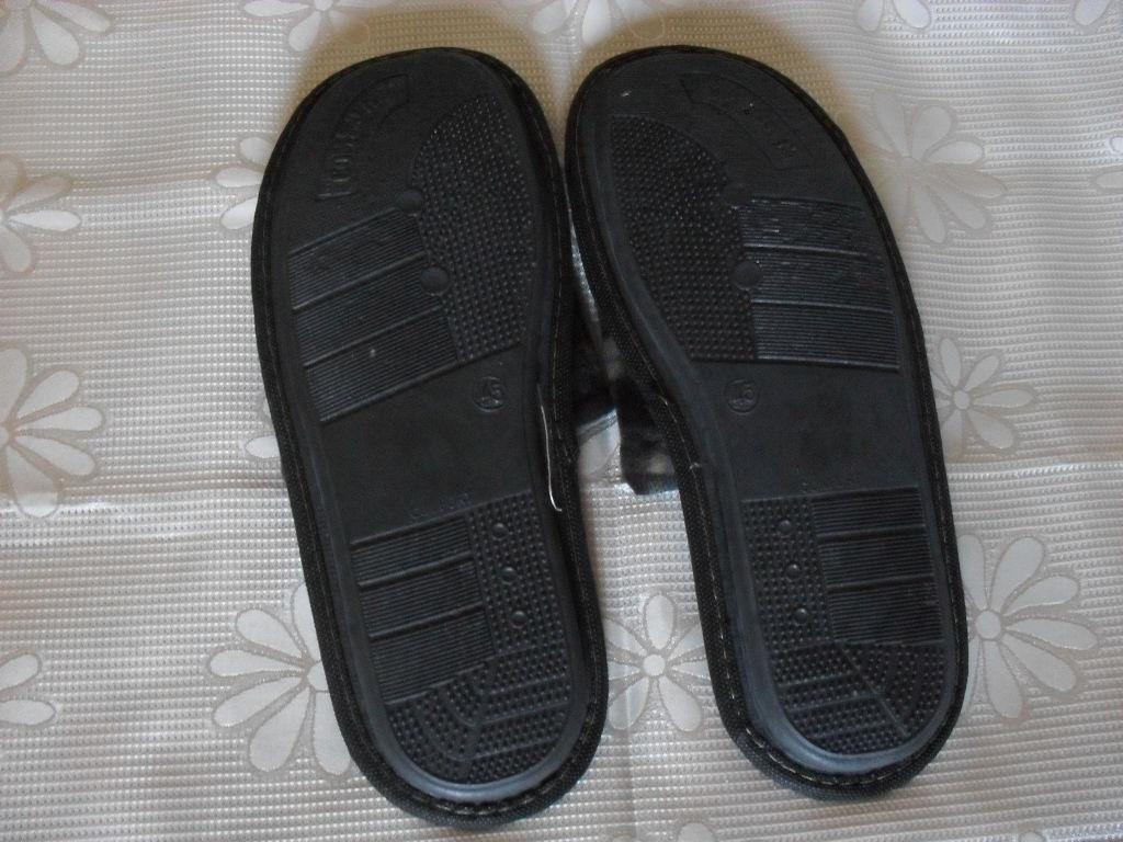 Muske-sobne-papuce-broj-45