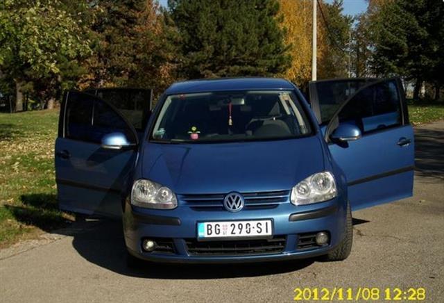 VW-Golf-V-TDI--04--