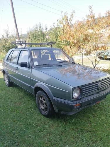 Na prodaju golf 2