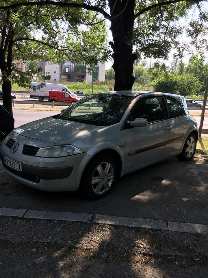 Renault-Megane-U-odlicnom-stanju