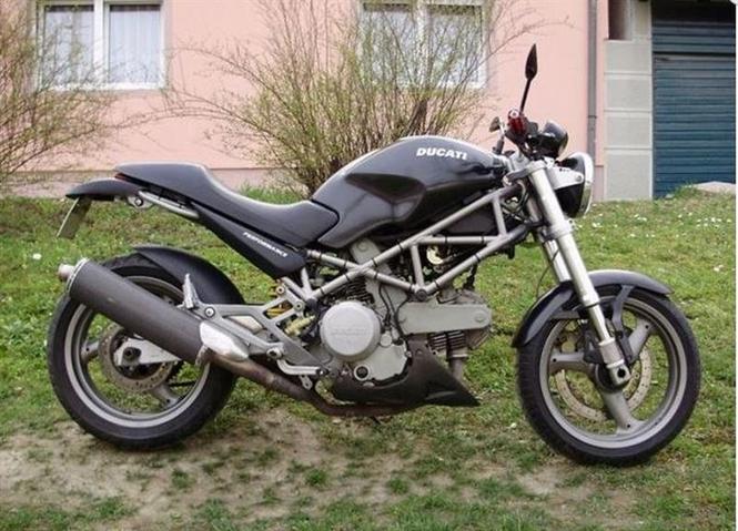 Ducati Monster 620i -02