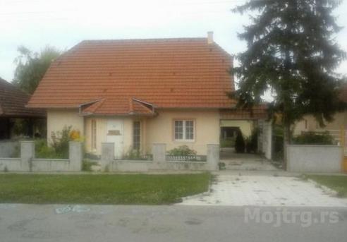 Kuca 183m2 U Subotici Aleksandrovo Subotica
