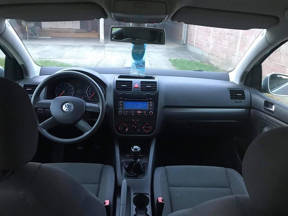 VW-Golf-V-1-6-FSI