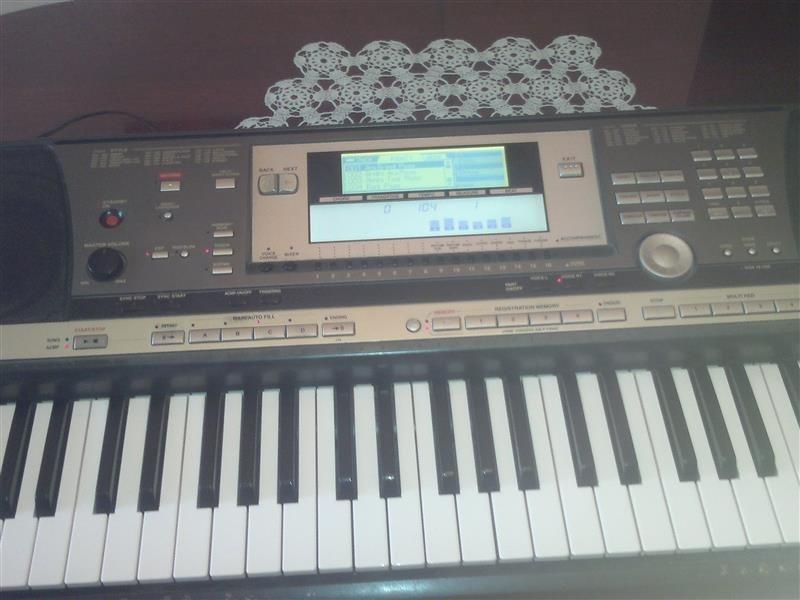 Yamaha-PSR-640