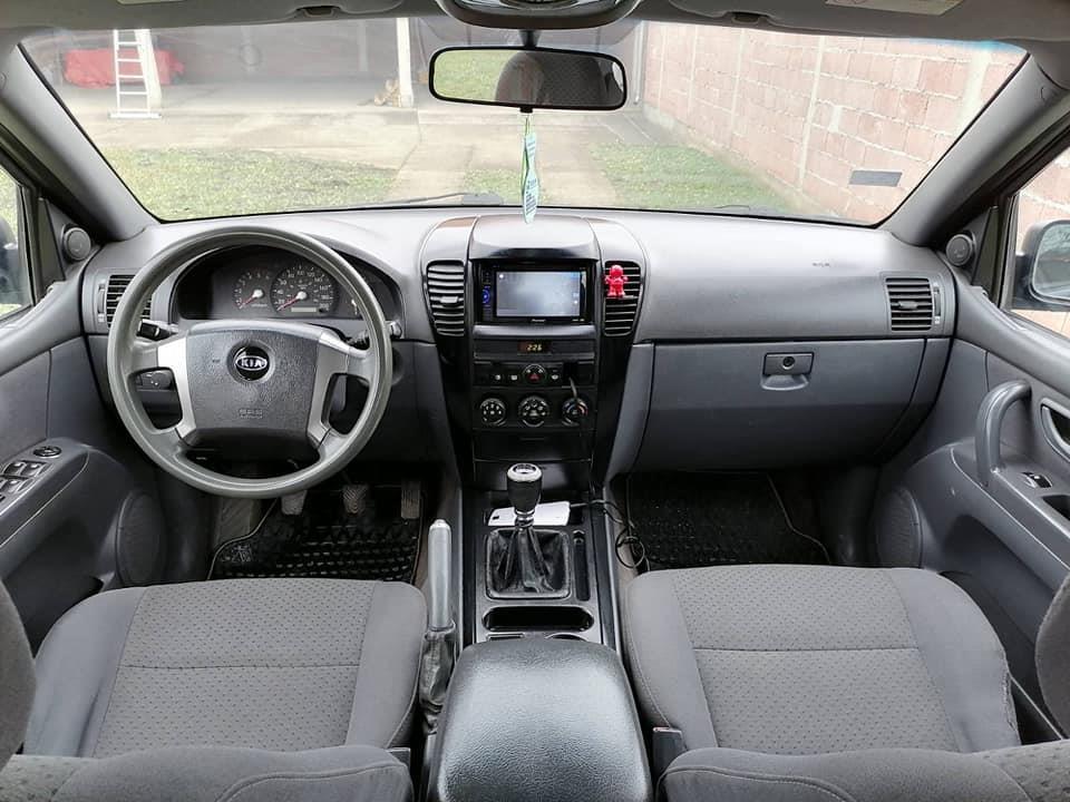 Kia-Sorento-2-5