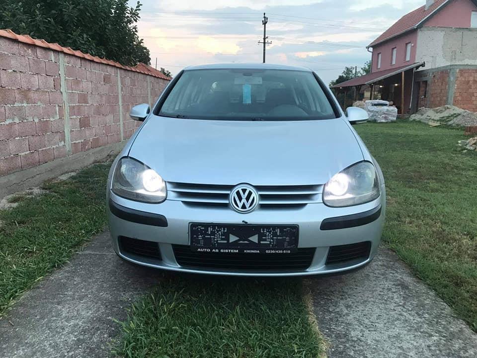 VW-Golf-V-1-6-FSI