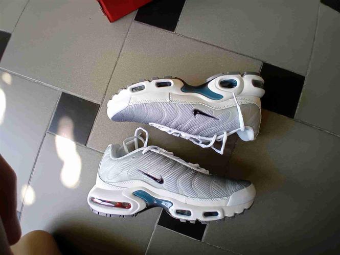 Nike TN broj 42