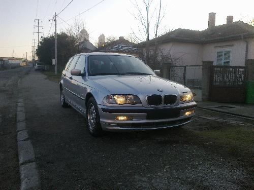 BMW-320-2-0-D--01