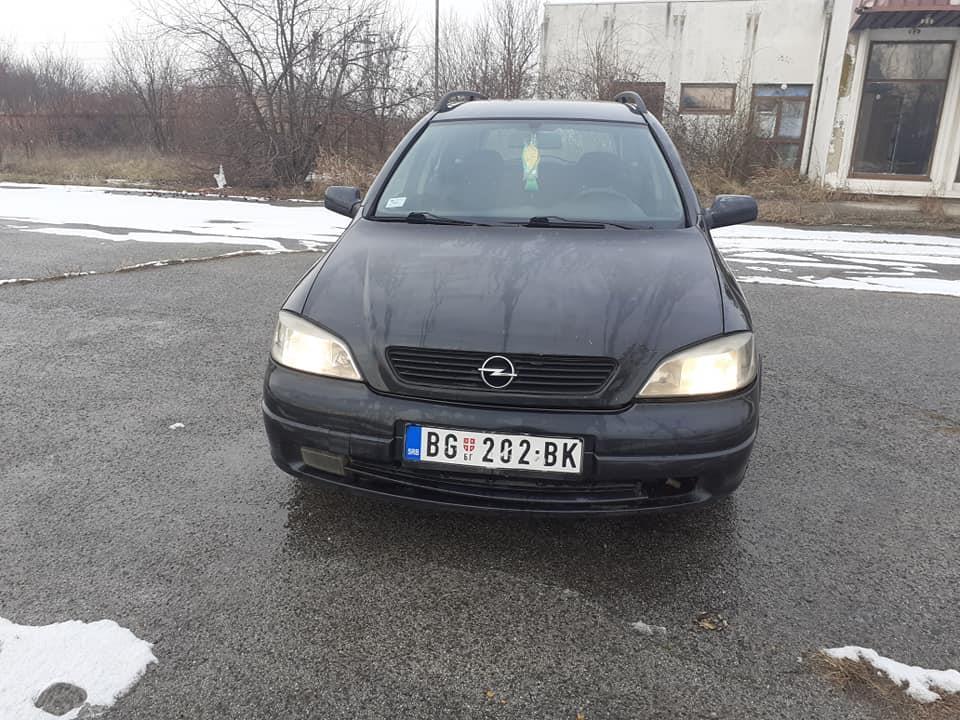Opel-Astra
