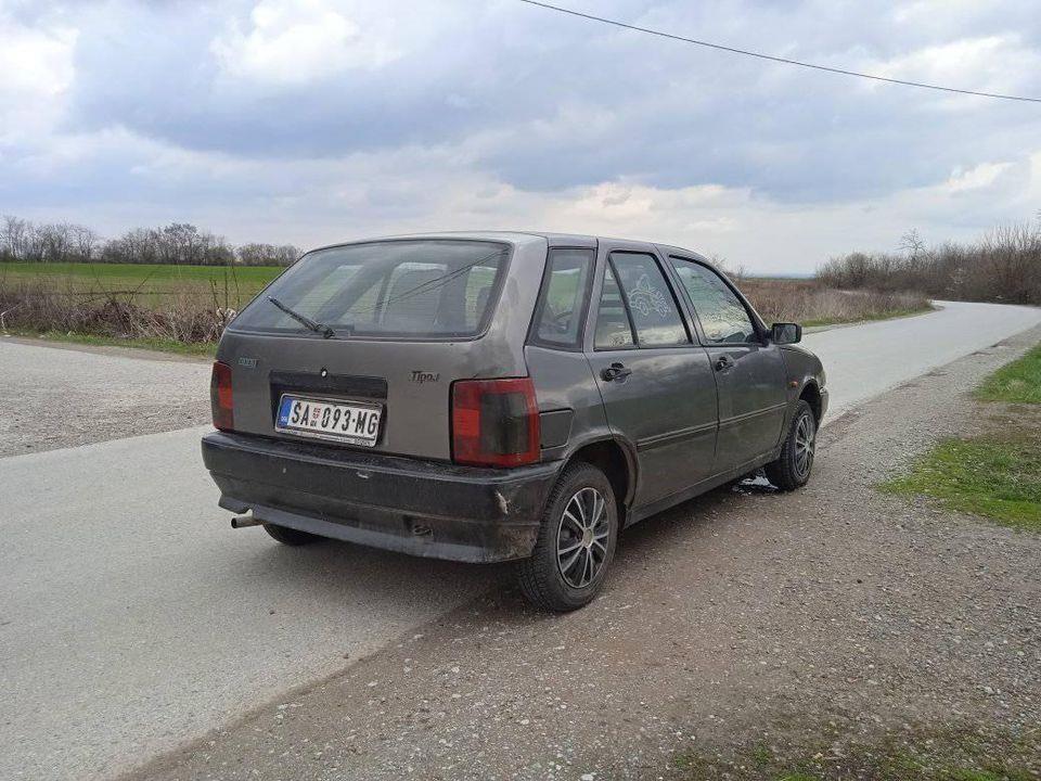 Fijat-tipoo--