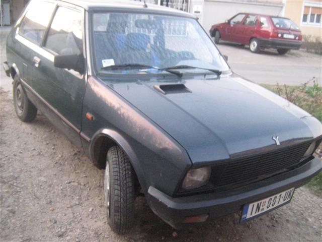 Yugo--00