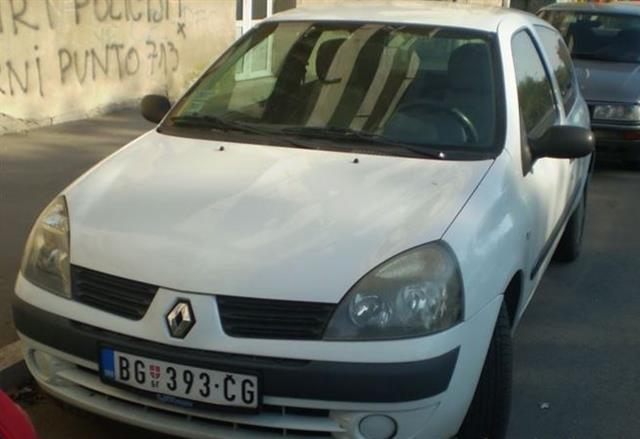 Renault-Clio-1-5-DCI--04