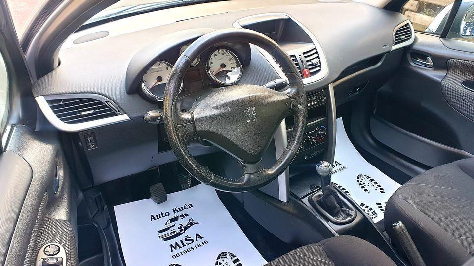 Peugeot-207