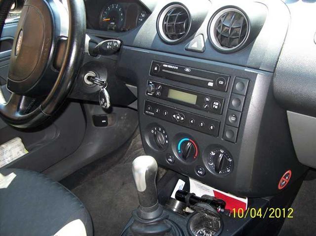 Ford-Fiesta-1-2b-duratec-e4--03