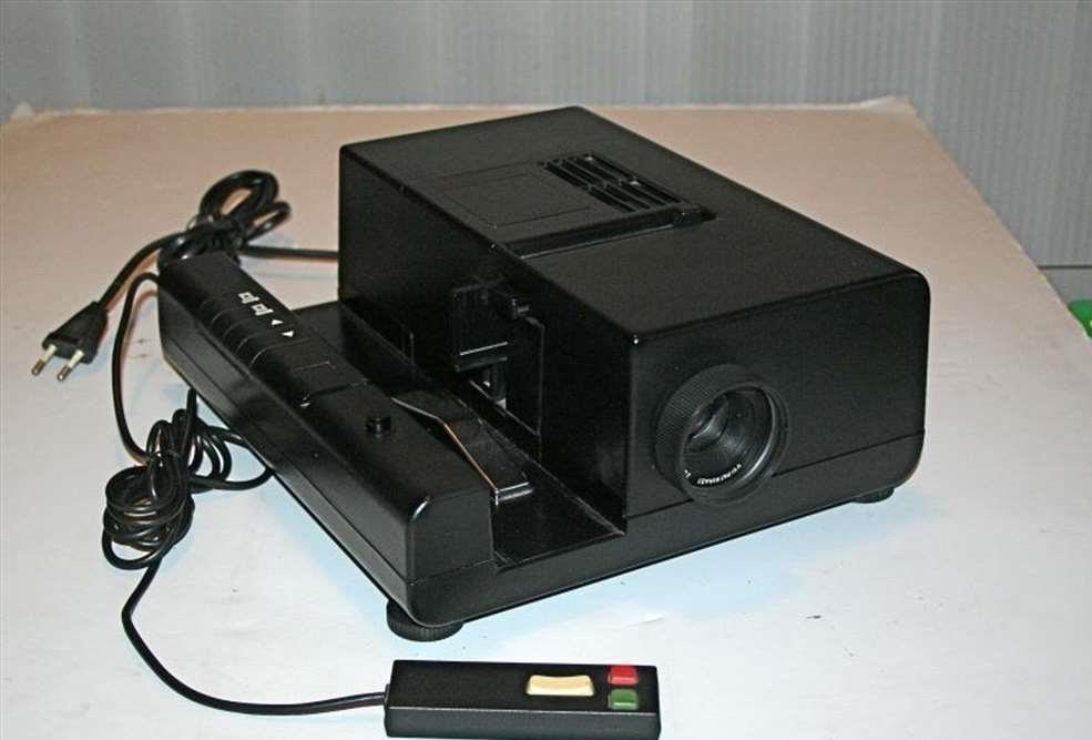 Slajd-projektor-Braun