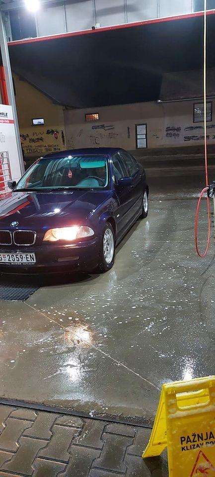 Bmw320d--reg-do-9-mesca
