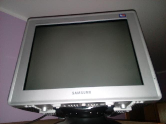 SAMSUNG SyncMaster 793DF