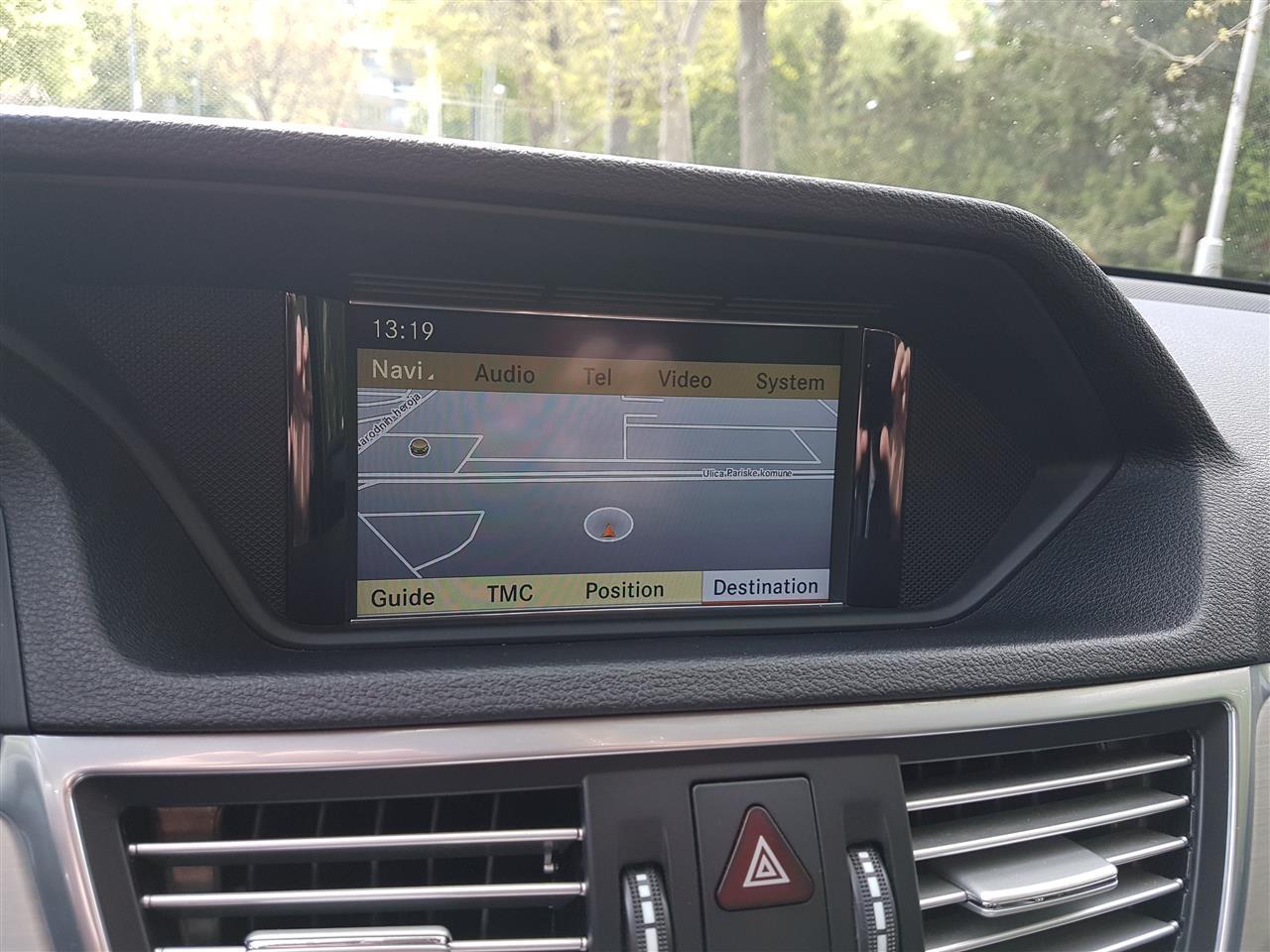 Mercedes-Benz-E350-4MATIC