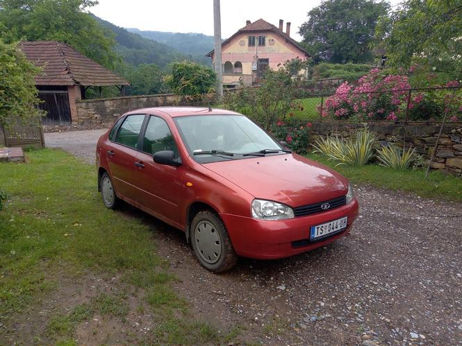 Lada Kalina 2006