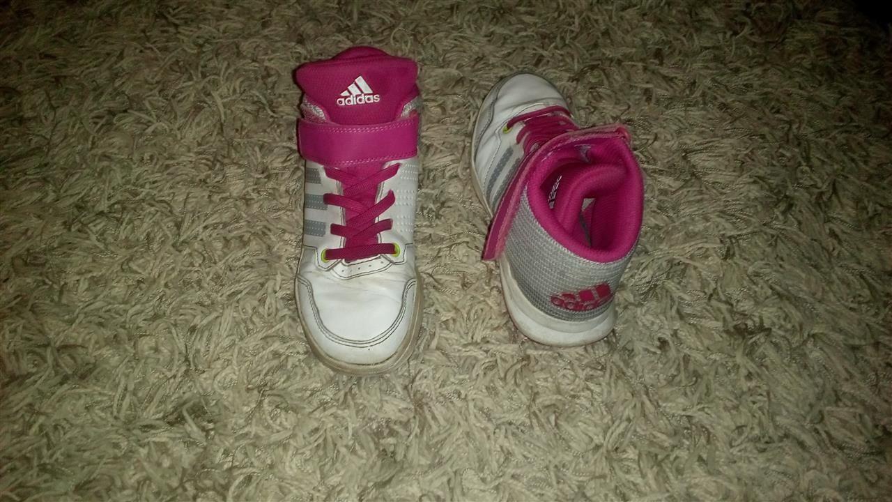 Adidas-zenske-patike