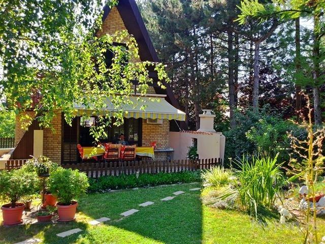 Vila Cezar Od 80m2 U Fruska Gora S Mitrovica