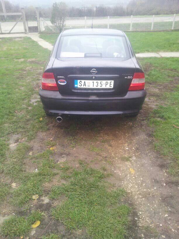Opel-vektra-2-0-16v