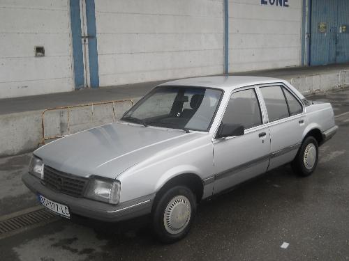  Opel Ascona 1.6 -86
