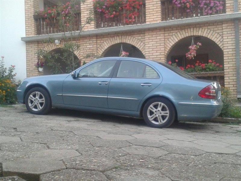 Mercedes-e-270-cdi-elegance---03-