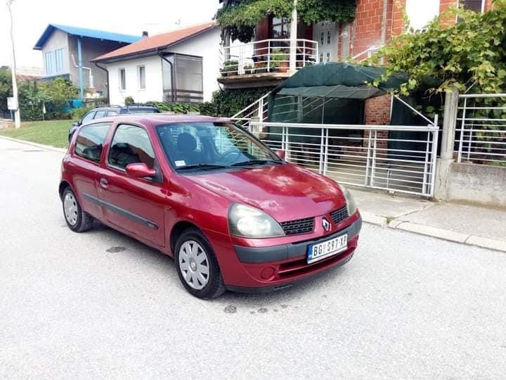 Renault-Clio-1-2benzin