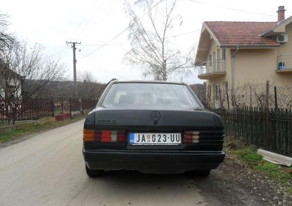 Mercedes-Benz 190 190E -86